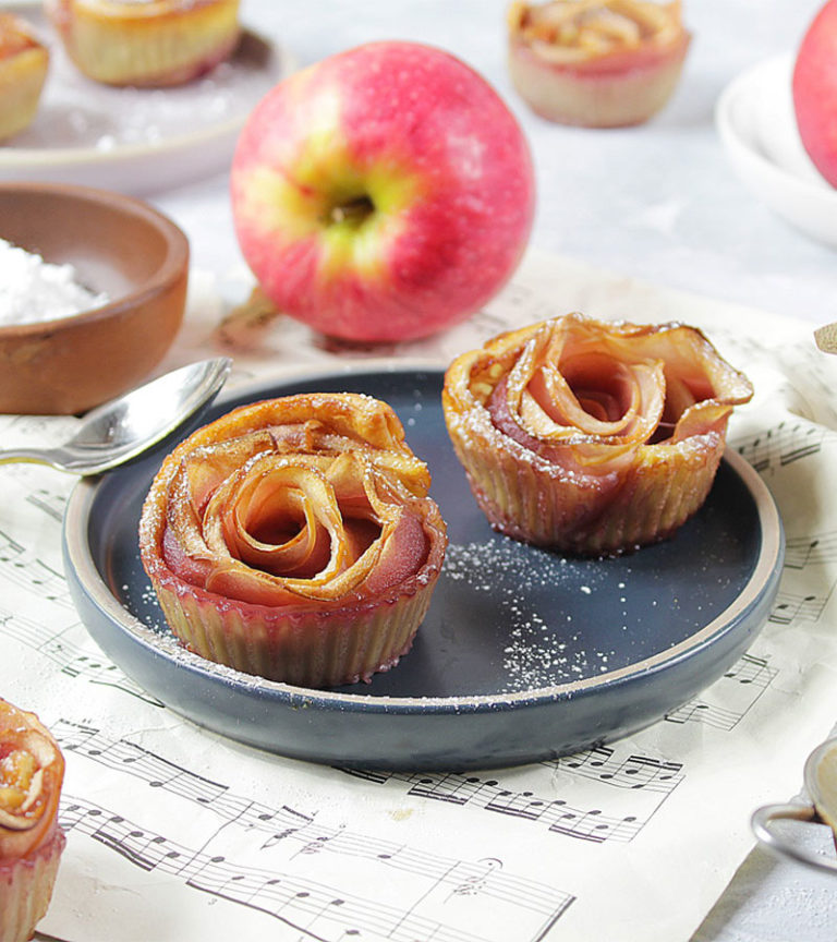 Recette Tartelettes Aux Pommes En Forme De Roses - Magazine Omnicuiseur